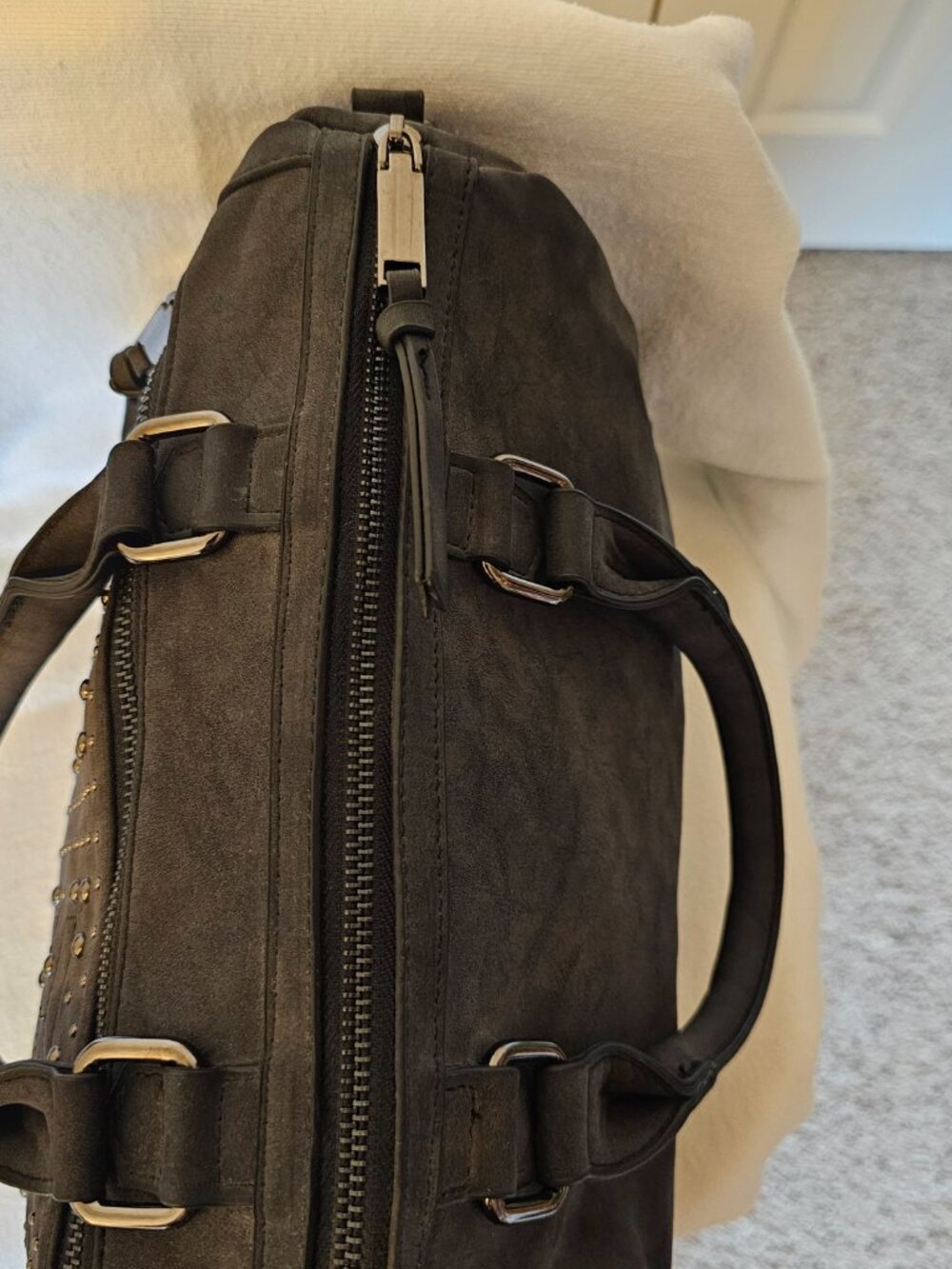 Violet Ray, women's purse grey, silver trim, outside pocket shoulder strap - Picture 5 of 12